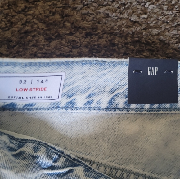 NWT Gap wide leg jeans, size 32, light wash - Picture 7 of 9